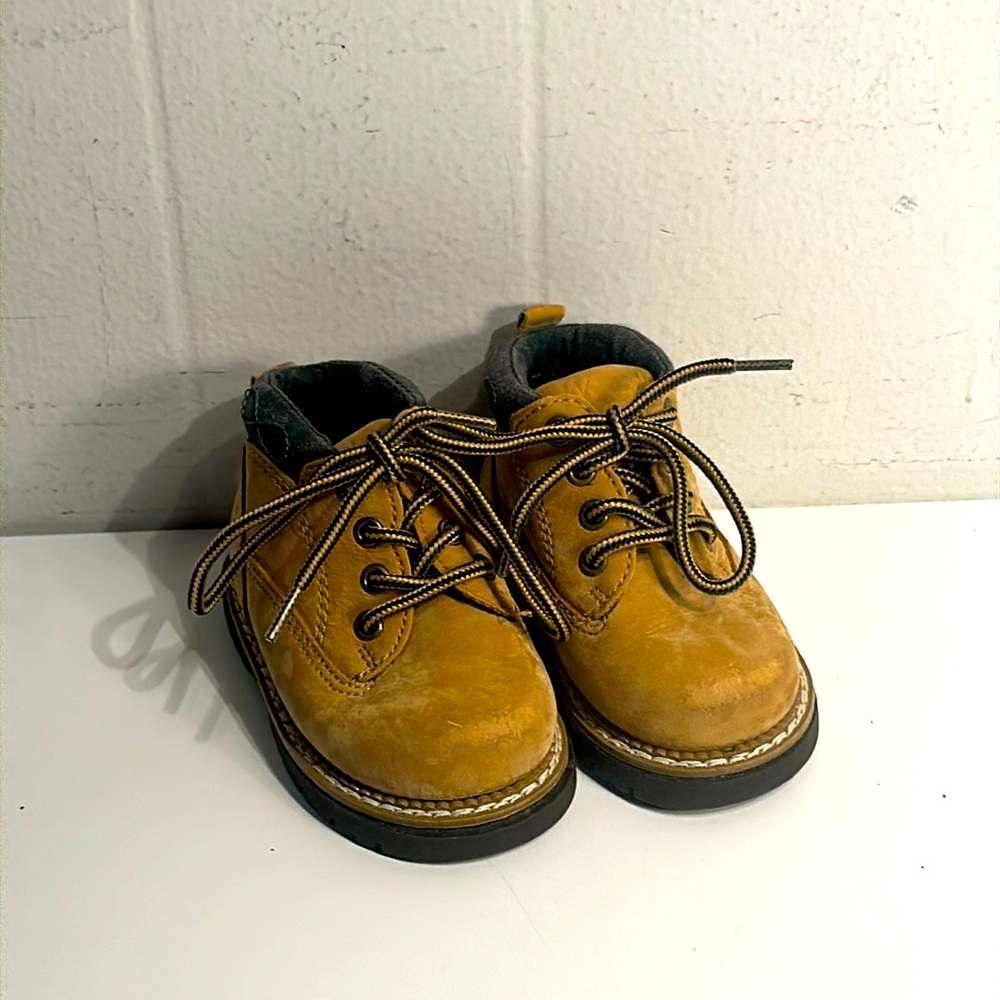 Weebok tan work boots for toddler size 5 timberlands leather lace up shoes baby